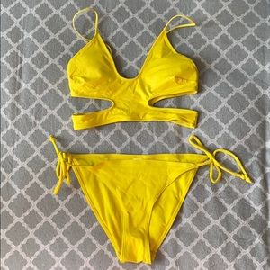 🌿 Yellow Slit Bikini